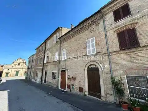 Villa in vendita a Carassai