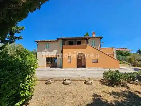Rustico - Casale in vendita a Offida