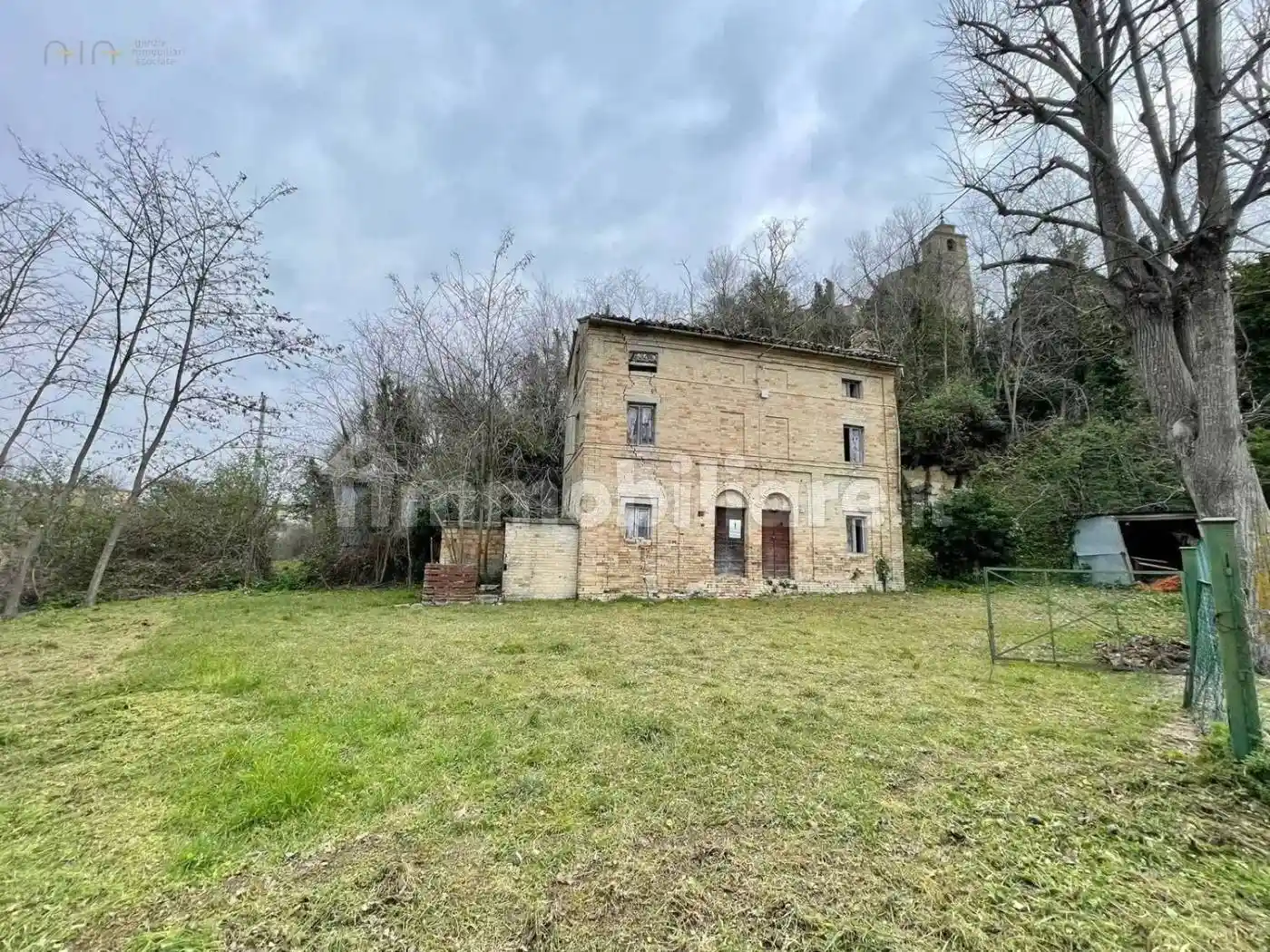 Villa in vendita a Montappone