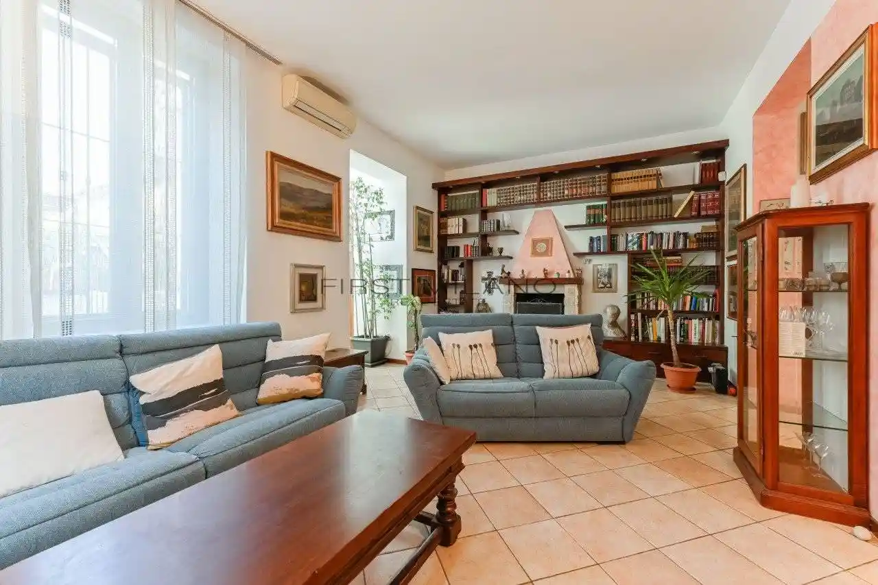 Villa in vendita a Milano