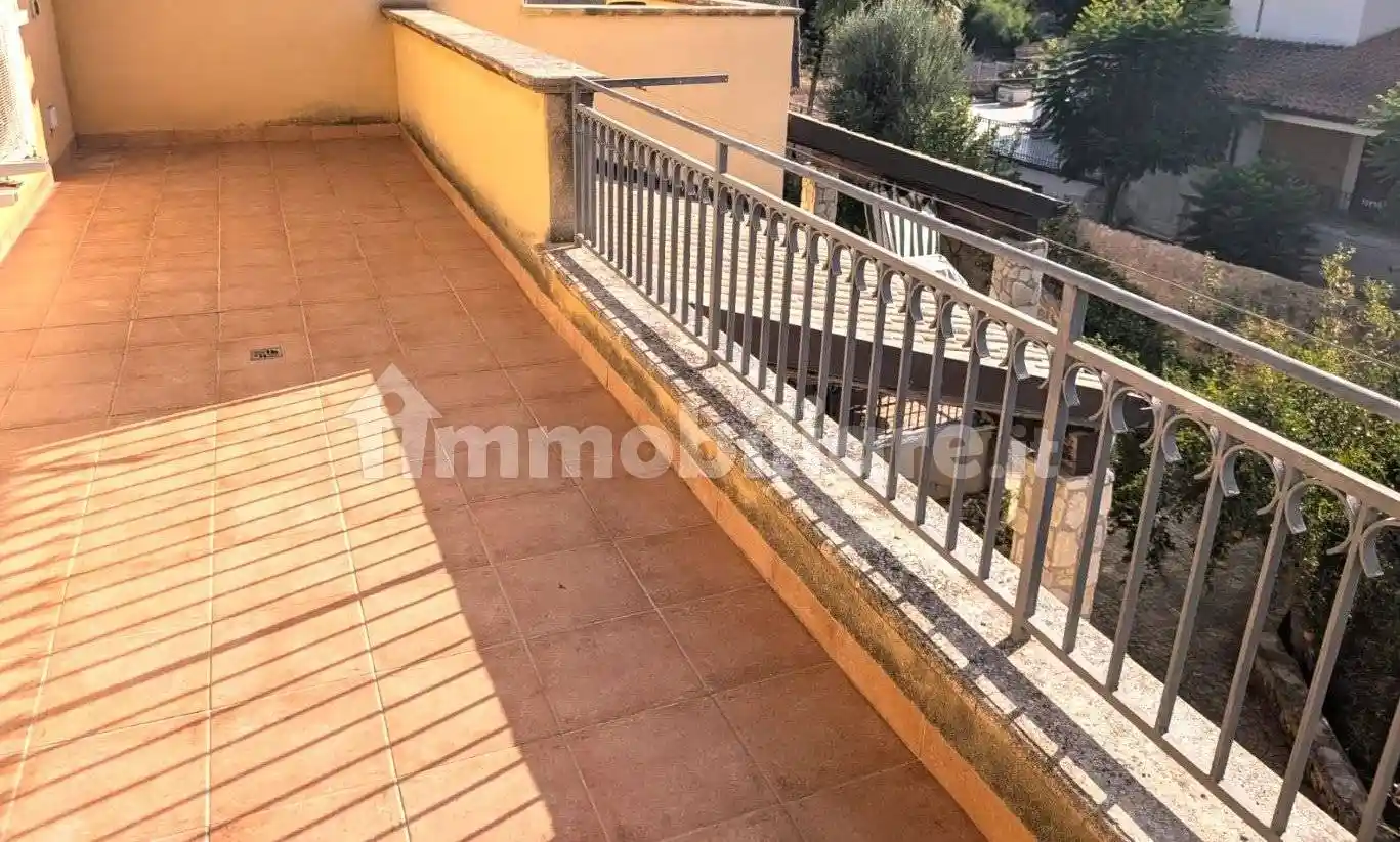Appartamento in affitto a Santa Flavia