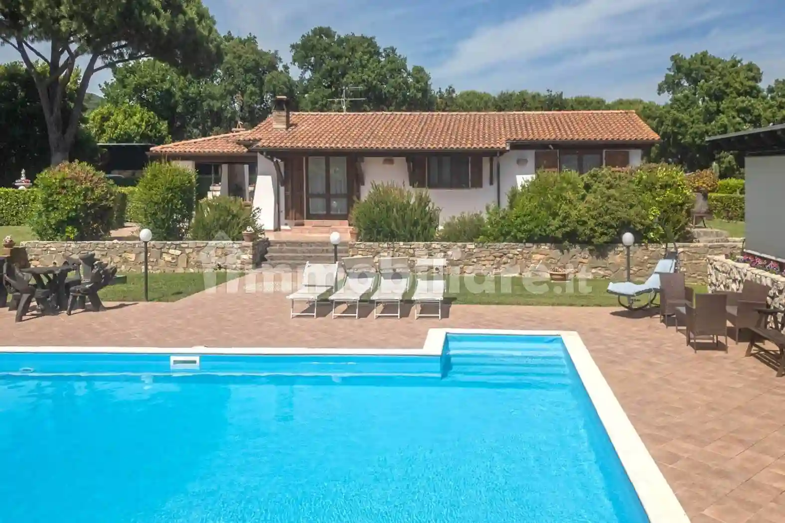 Villa - foto 2