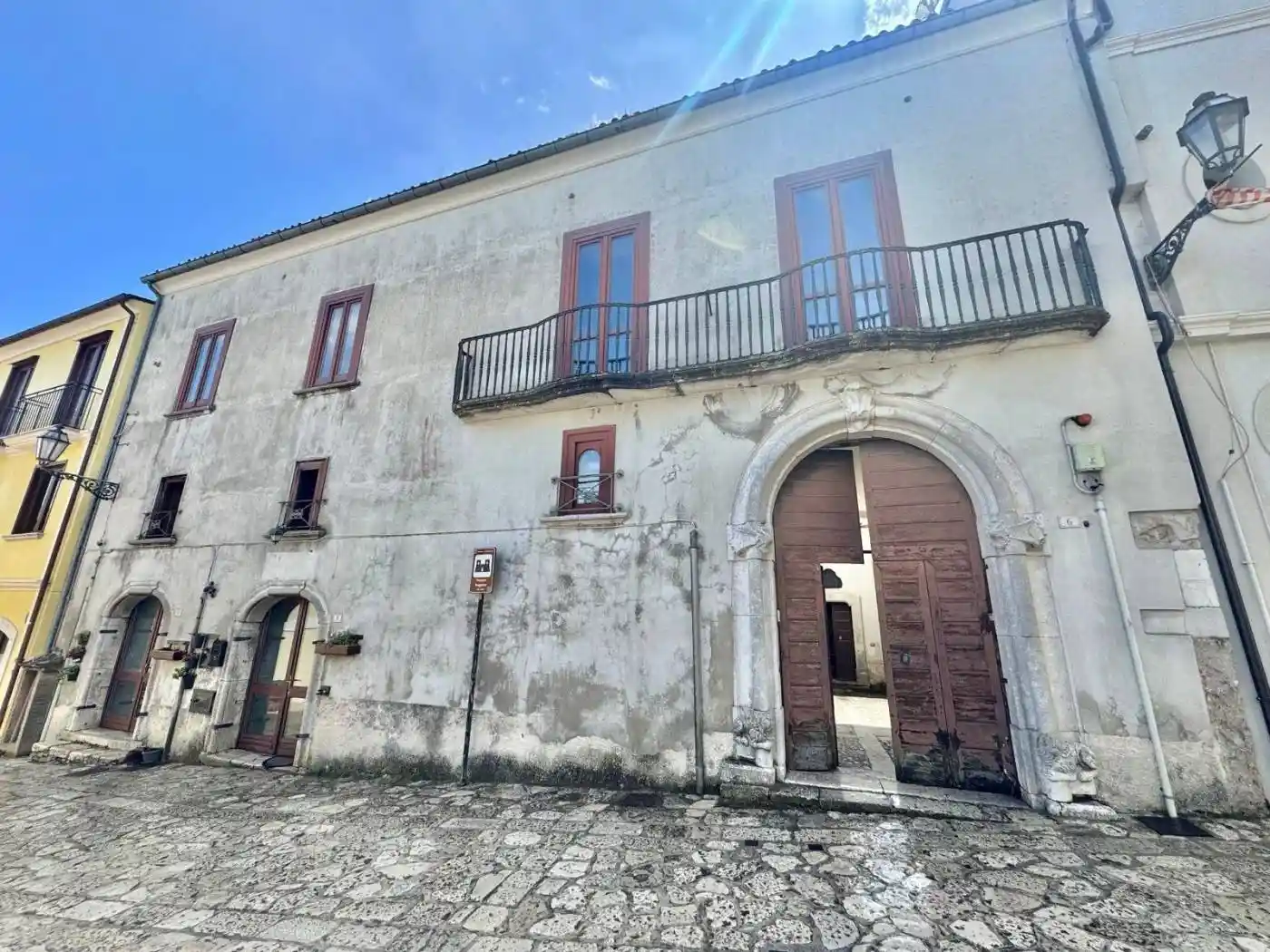 Palazzo - Edificio in vendita a Montefusco