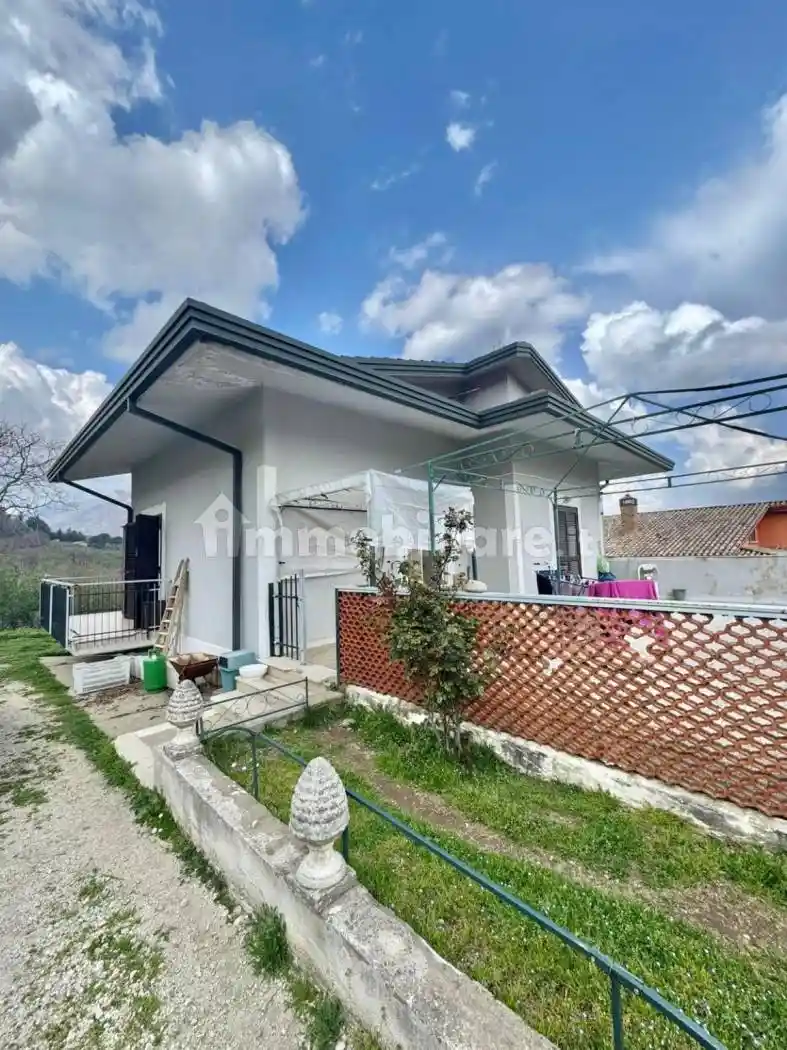 Casa indipendente in vendita a Avellino