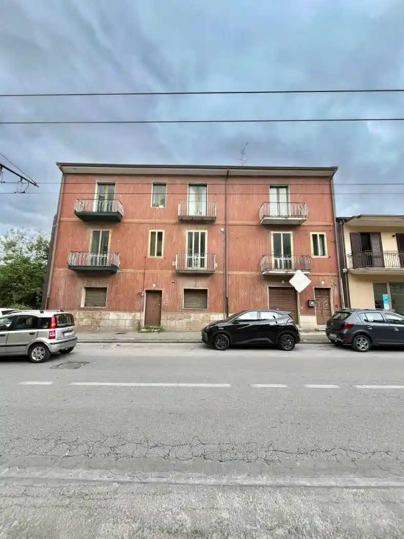 Palazzo - Edificio in vendita a Avellino