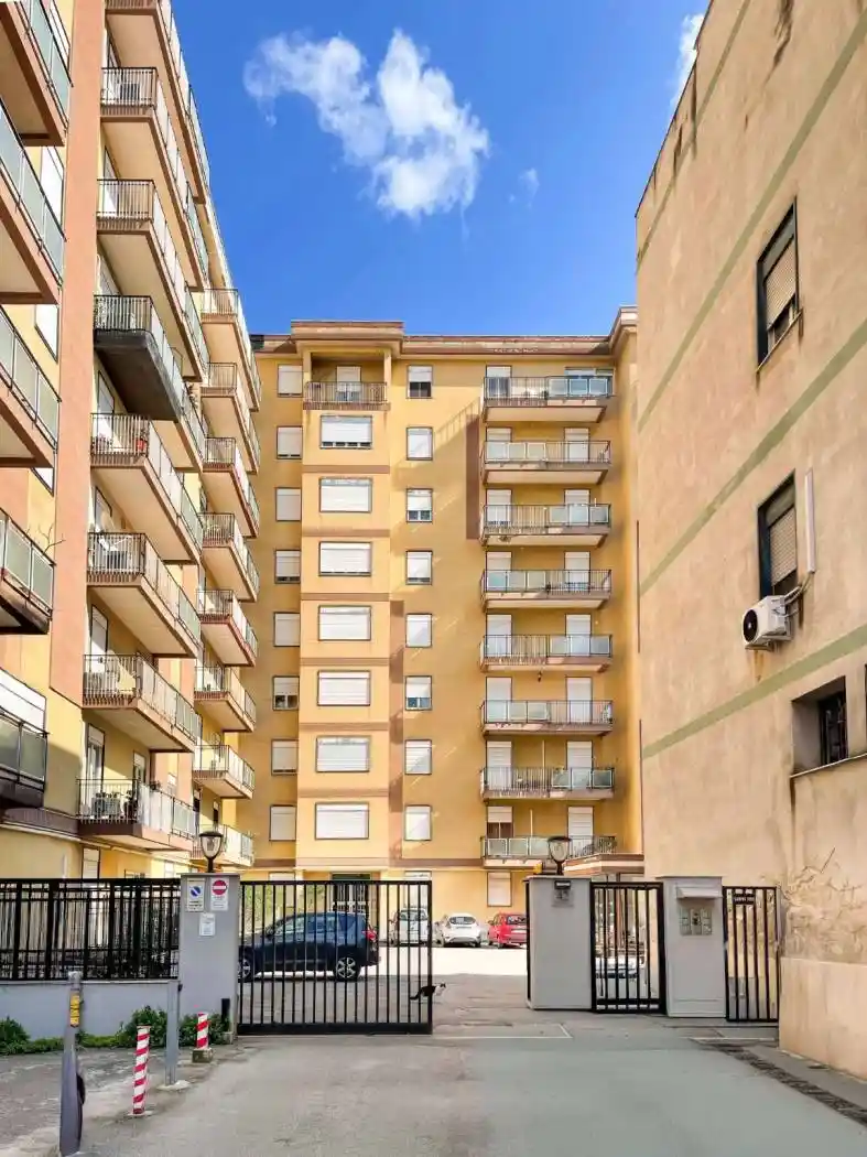 Appartamento in vendita a Palermo