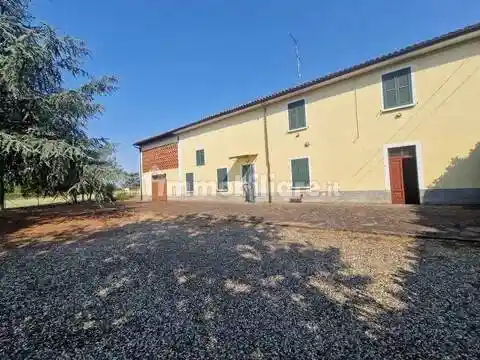 Villa in vendita a Bosco Marengo