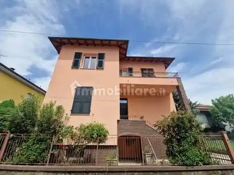 Villa in vendita a Novi Ligure