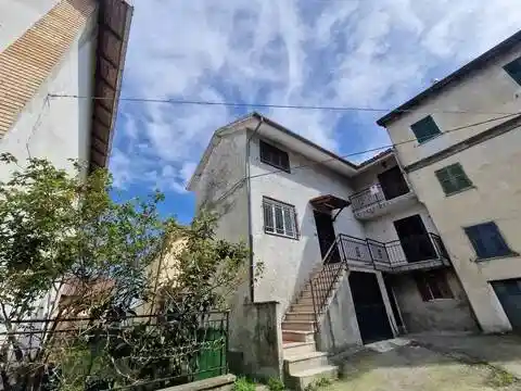Villa in vendita a Lerma