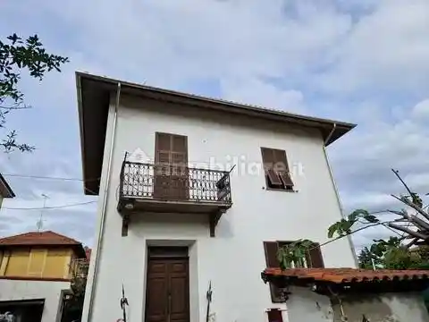 Villa in vendita a Novi Ligure
