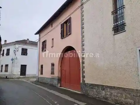 Villa in vendita a Basaluzzo