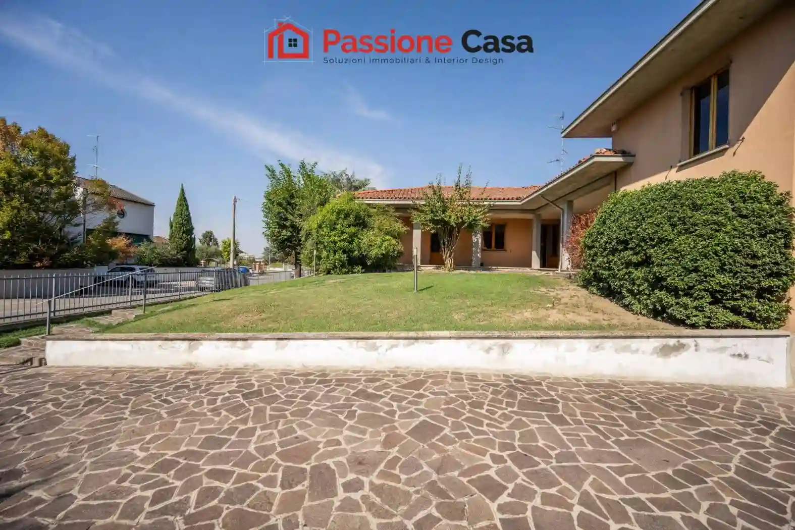 Villa - foto 2