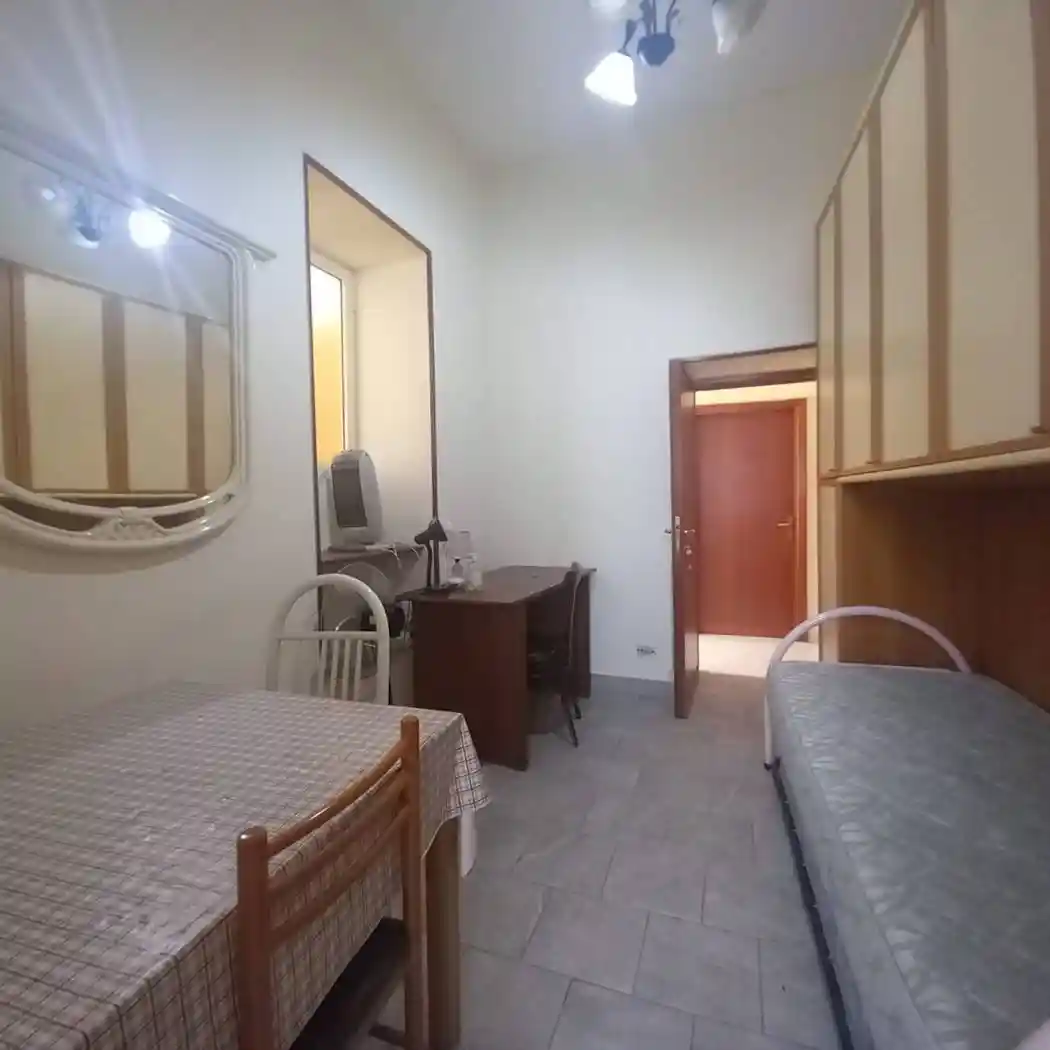 Appartamento in affitto a Napoli