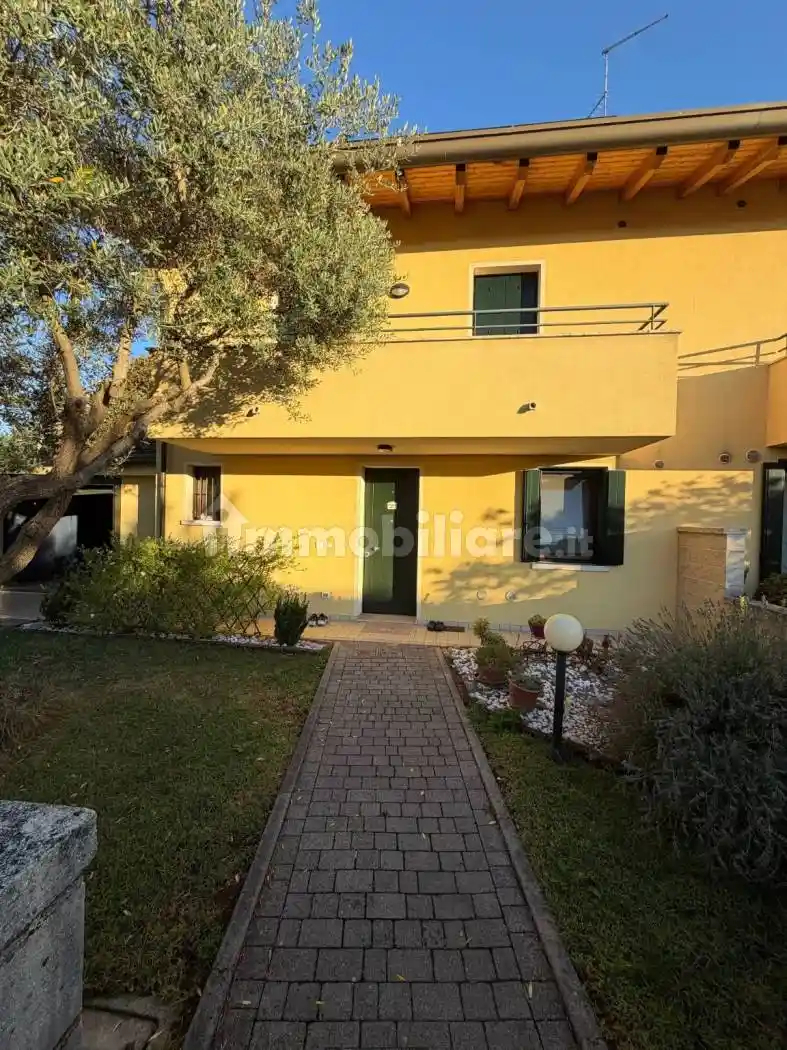 Villetta a schiera in vendita a Casarsa della Delizia