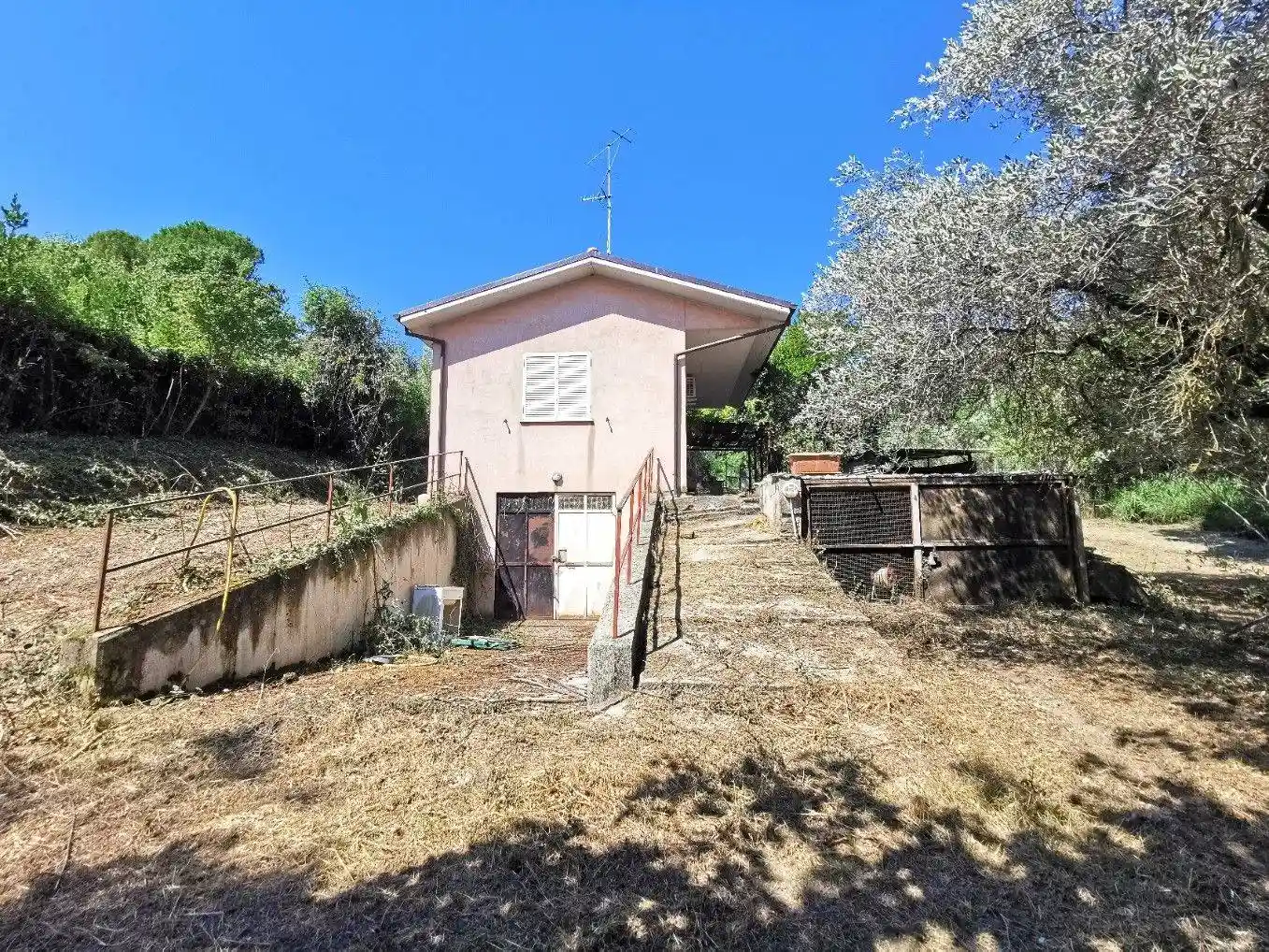 Casa indipendente in vendita a Montopoli di Sabina