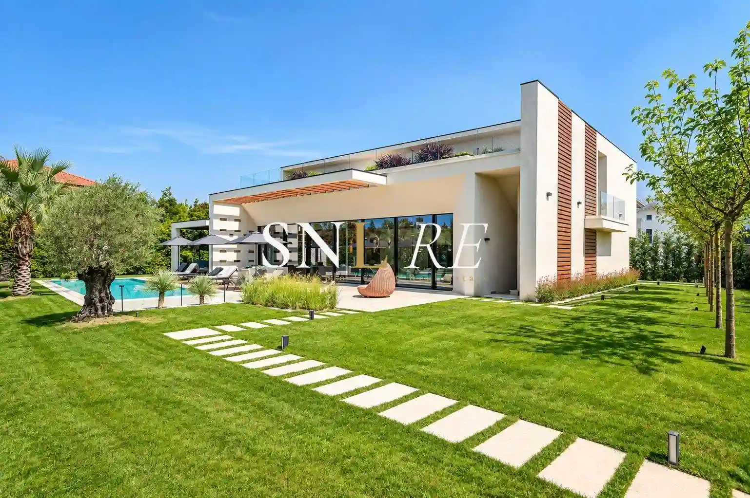 Villa - foto 2