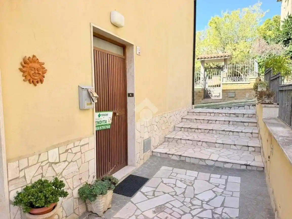Appartamento in vendita a Stimigliano
