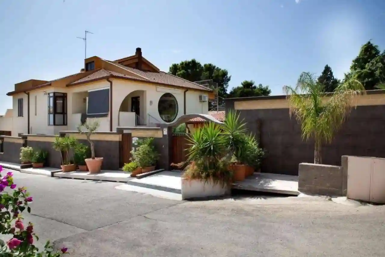 Villa - foto 2