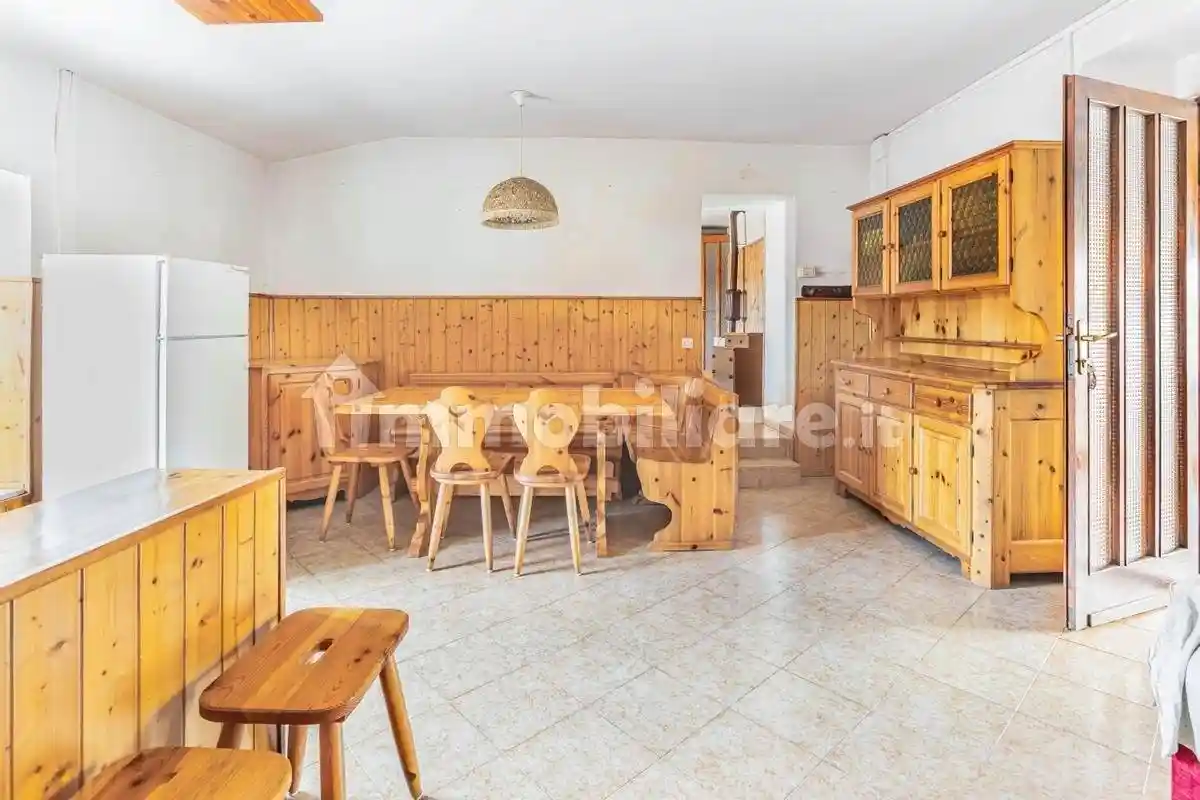 Appartamento in vendita a Sangiano
