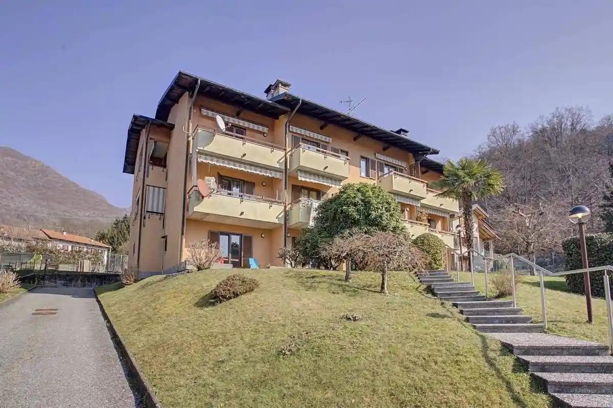 Appartamento in vendita a Dumenza