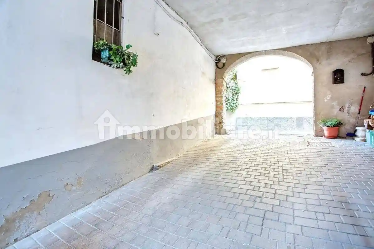 Appartamento in vendita a Gavirate
