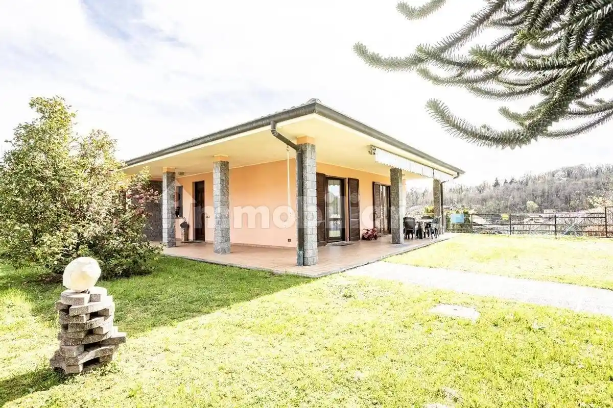 Villa in vendita a Cittiglio