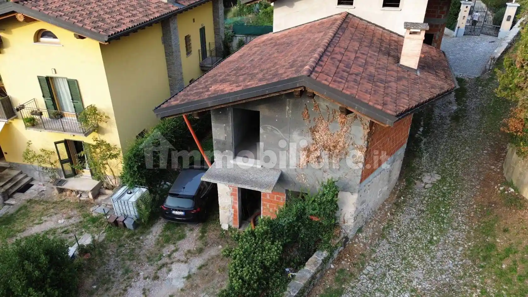 Villa in vendita a Orino