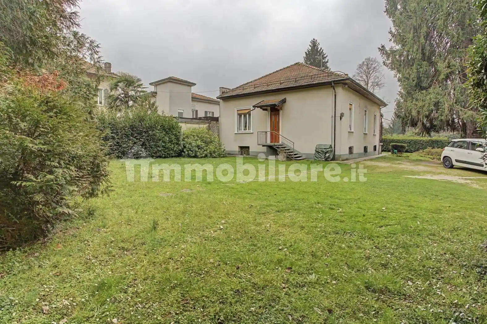 Villa in vendita a Arcisate
