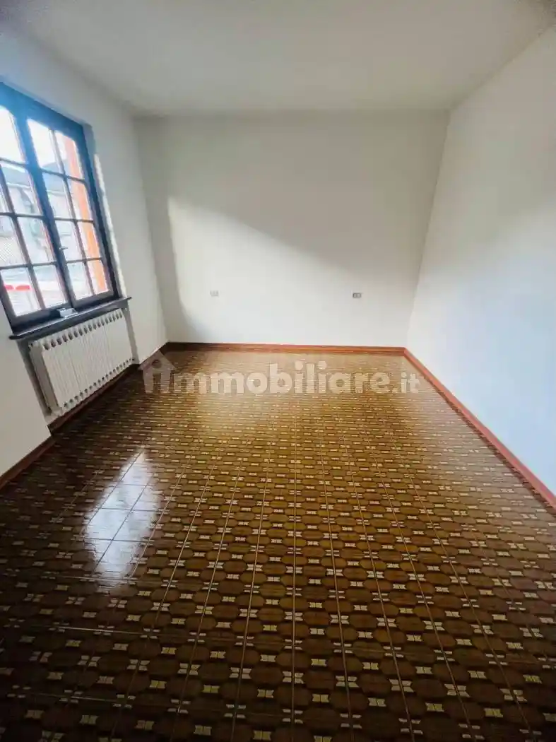 Appartamento in affitto a Lavena Ponte Tresa