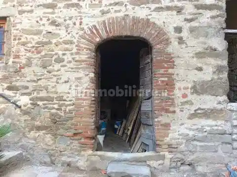 Appartamento in vendita a Capolona