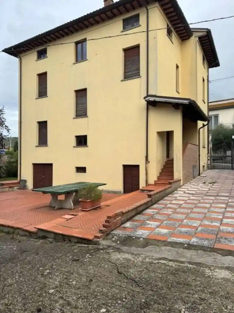 Villa in vendita a Arezzo