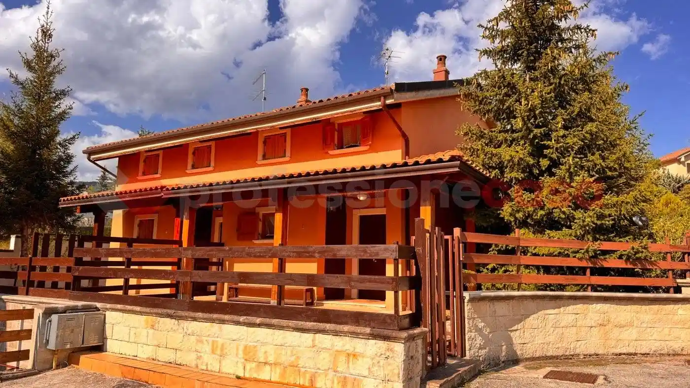 Villa in vendita a Castel di Sangro