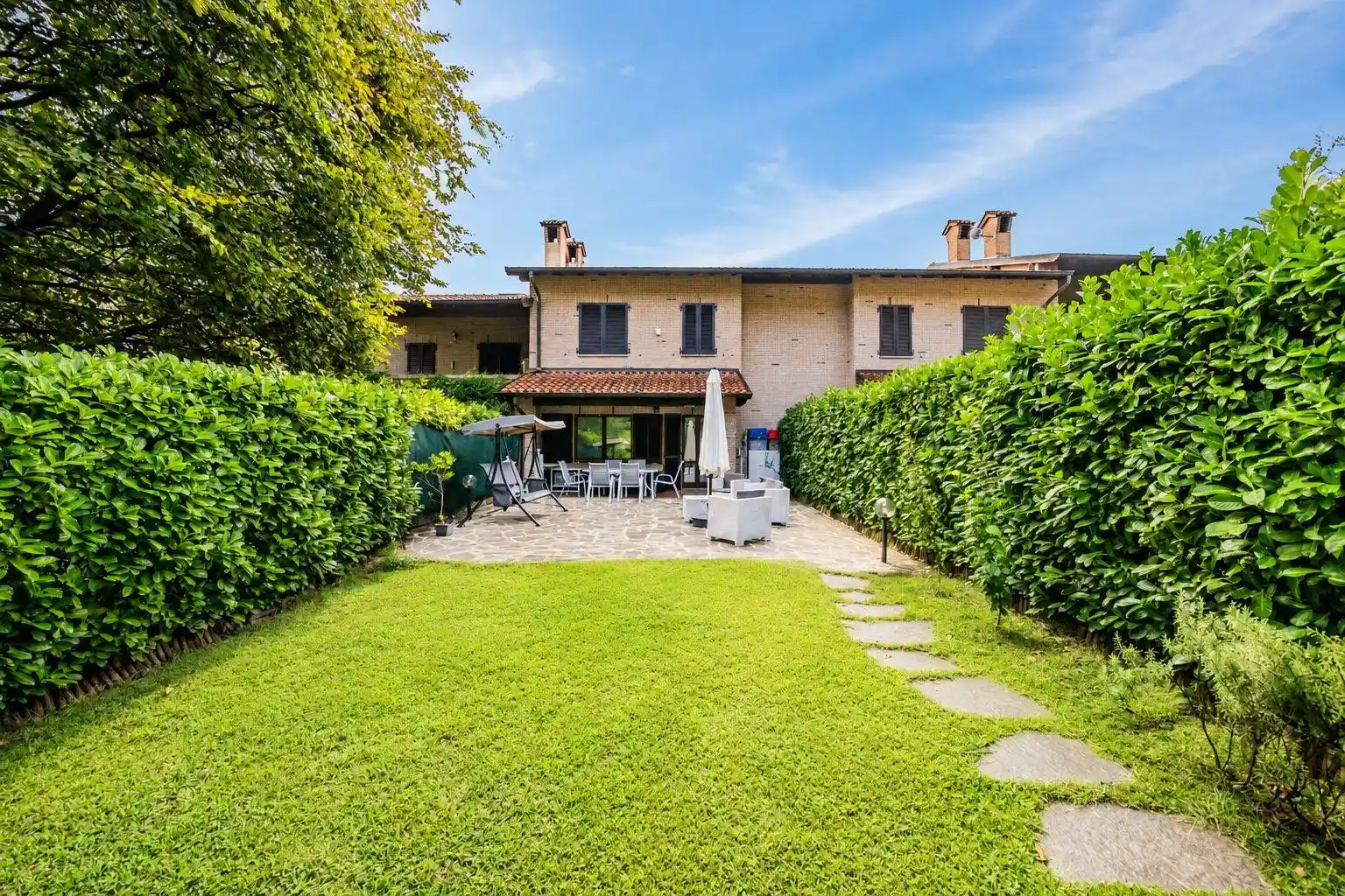 Villetta a schiera in vendita a Monguzzo