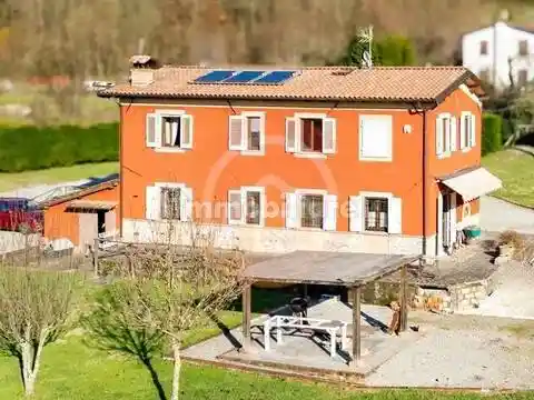 Villa in vendita a Barga
