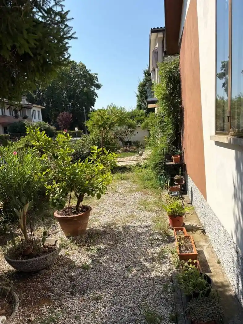 Casa indipendente in vendita a Padova