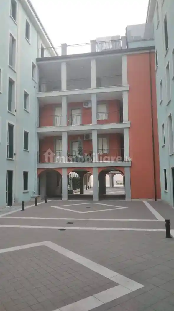 Appartamento in vendita a Brembate di Sopra