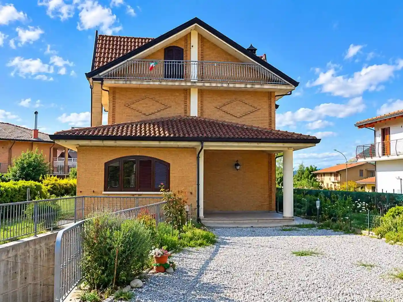 Villa - foto 2