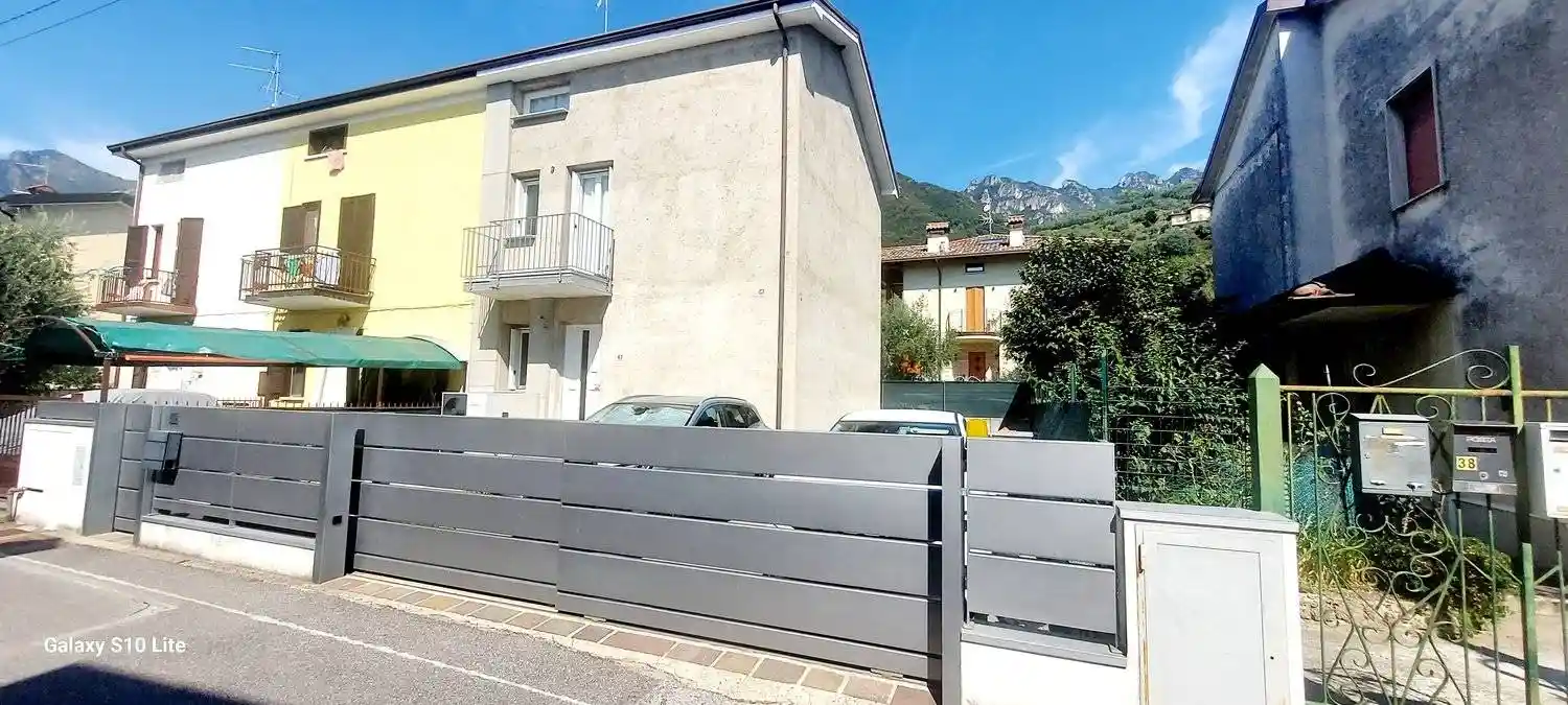 Villetta a schiera in vendita a Marone