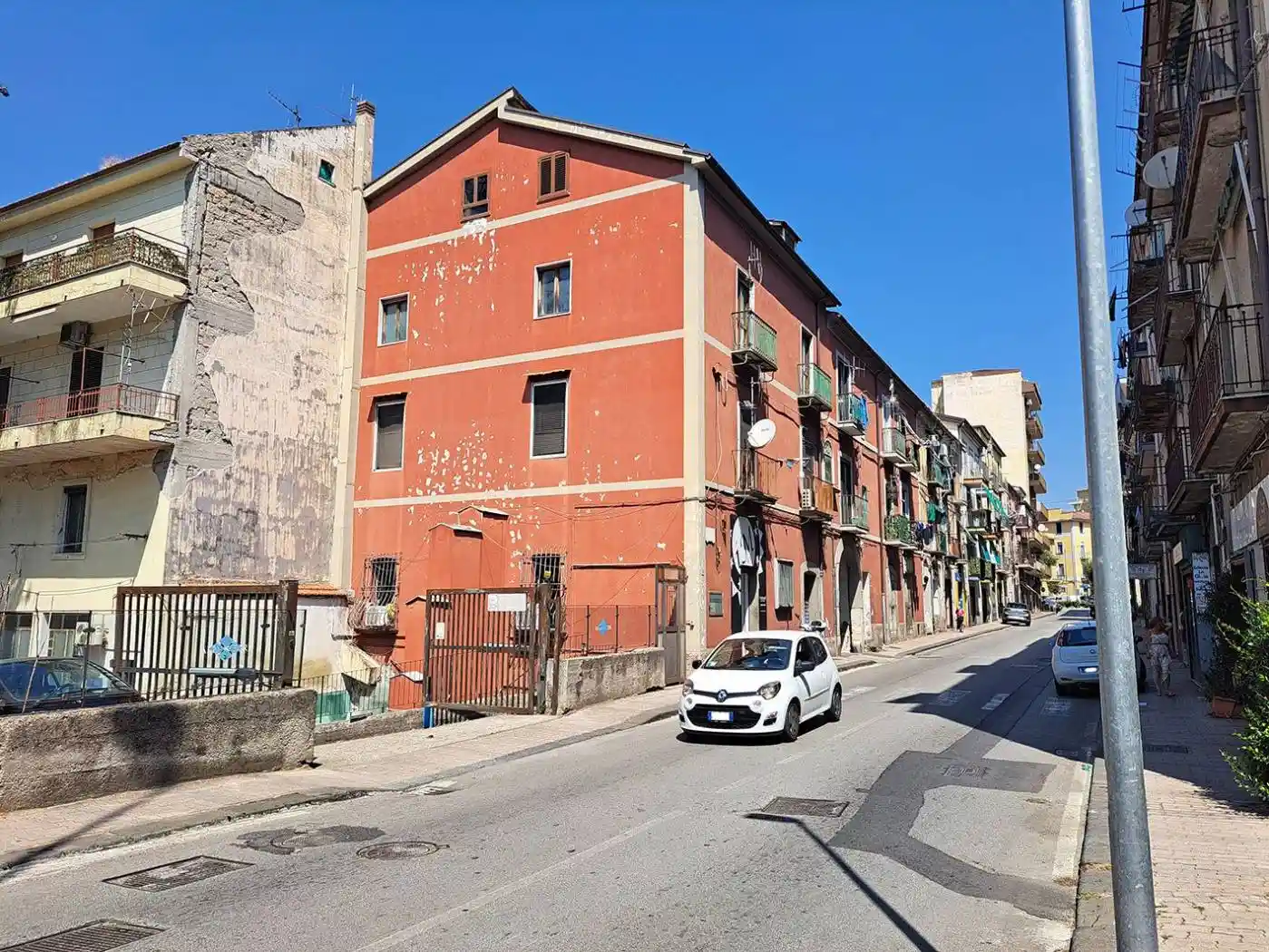 Appartamento in vendita a Salerno