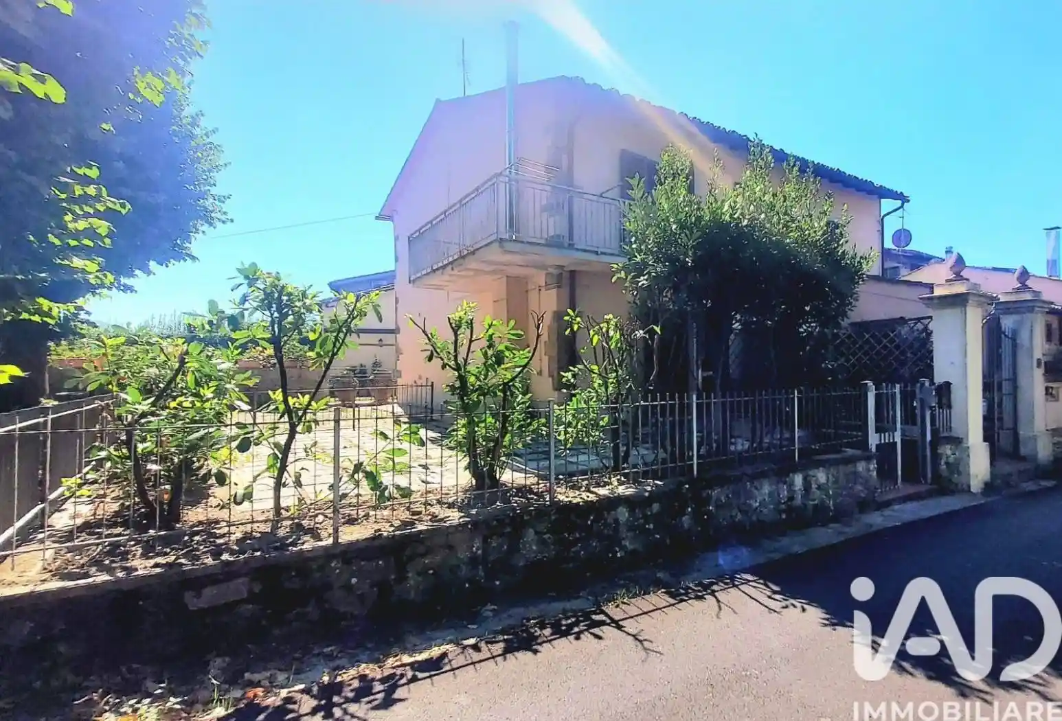 Casa indipendente in vendita a Reggello