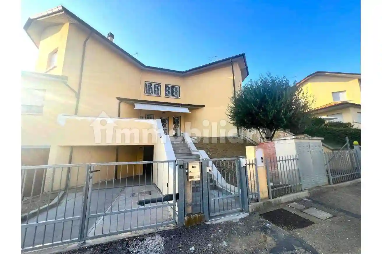 Villetta a schiera - foto 2