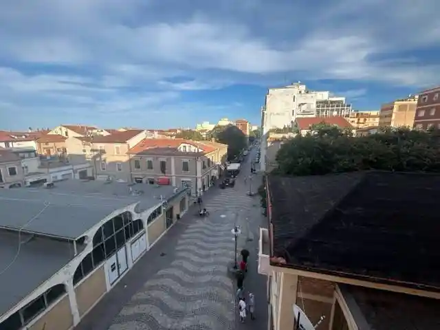 Appartamento in vendita a Falconara Marittima