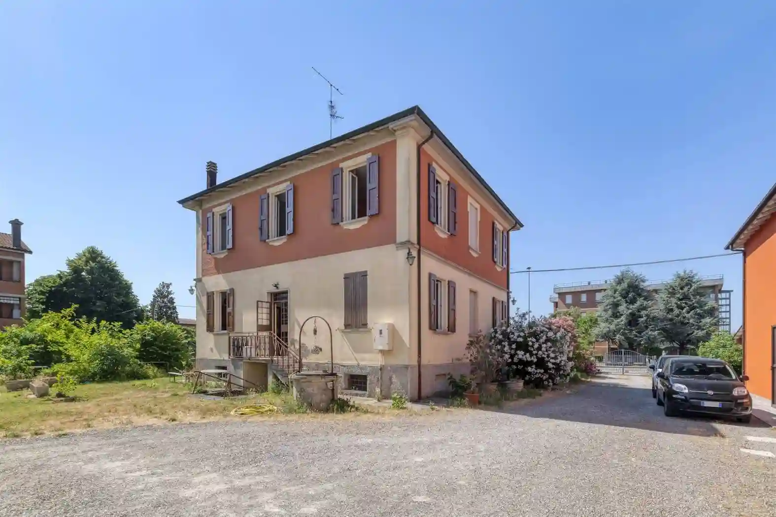 Villa - foto 2