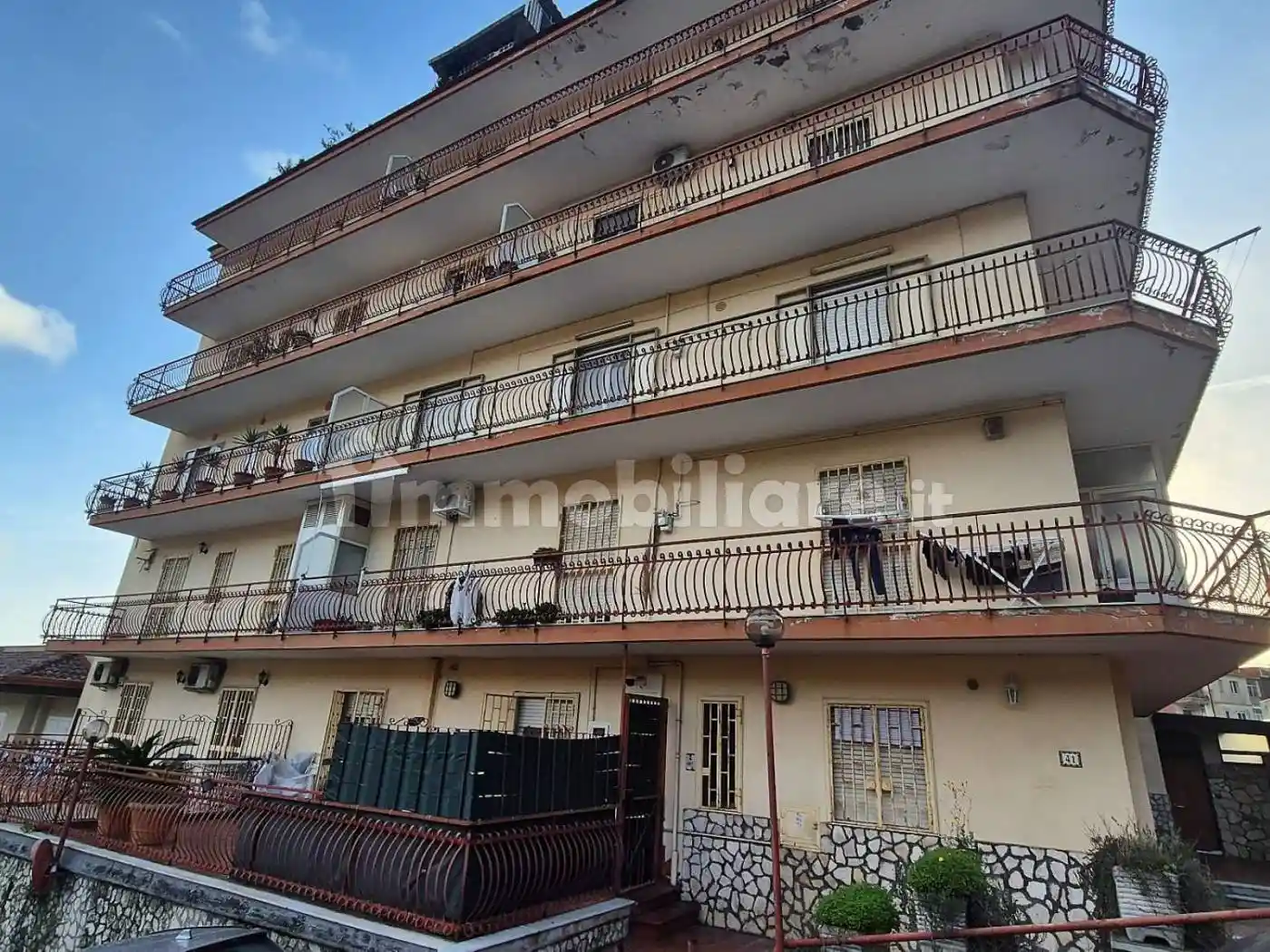 Appartamento in vendita a Napoli