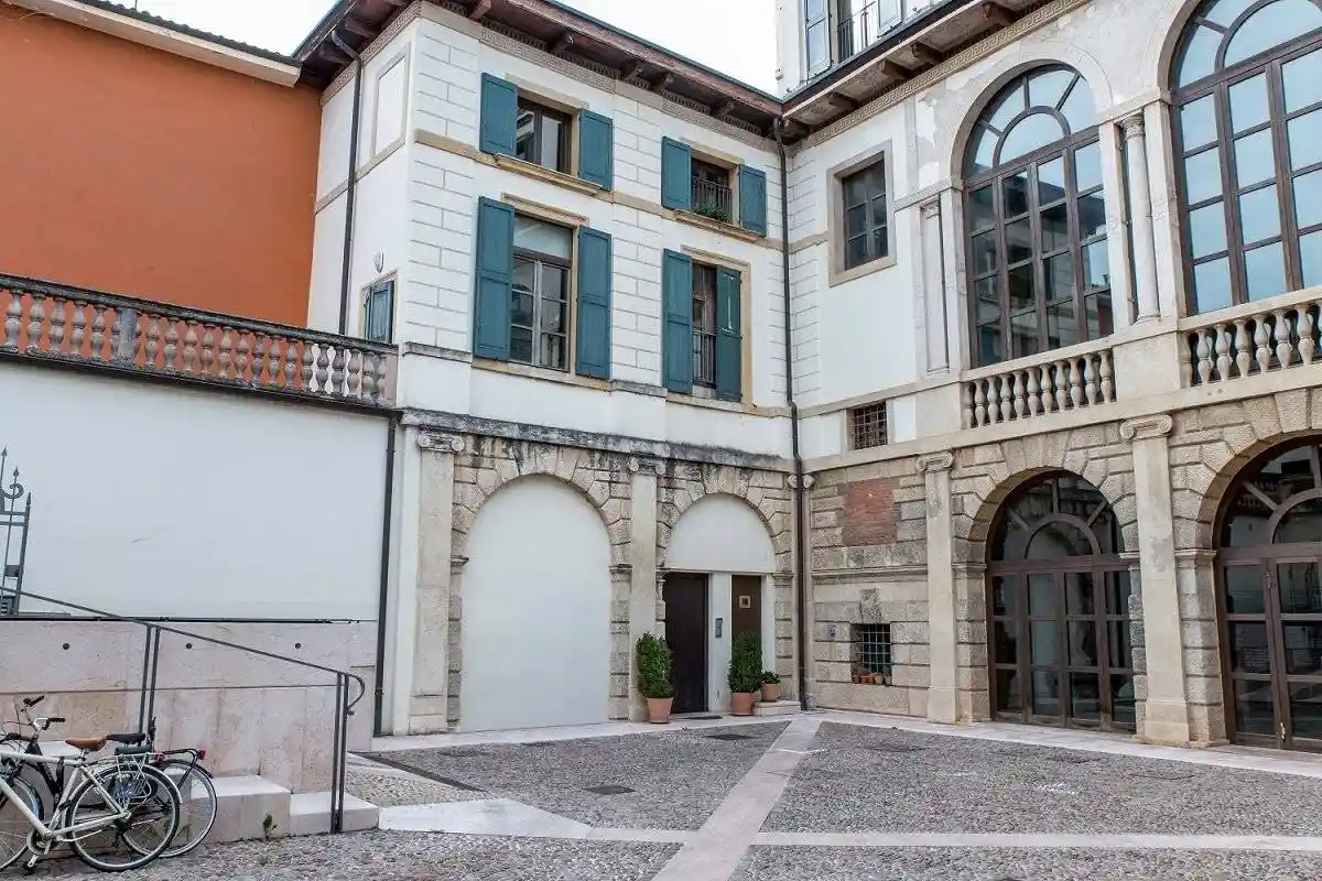 Appartamento in affitto a Verona