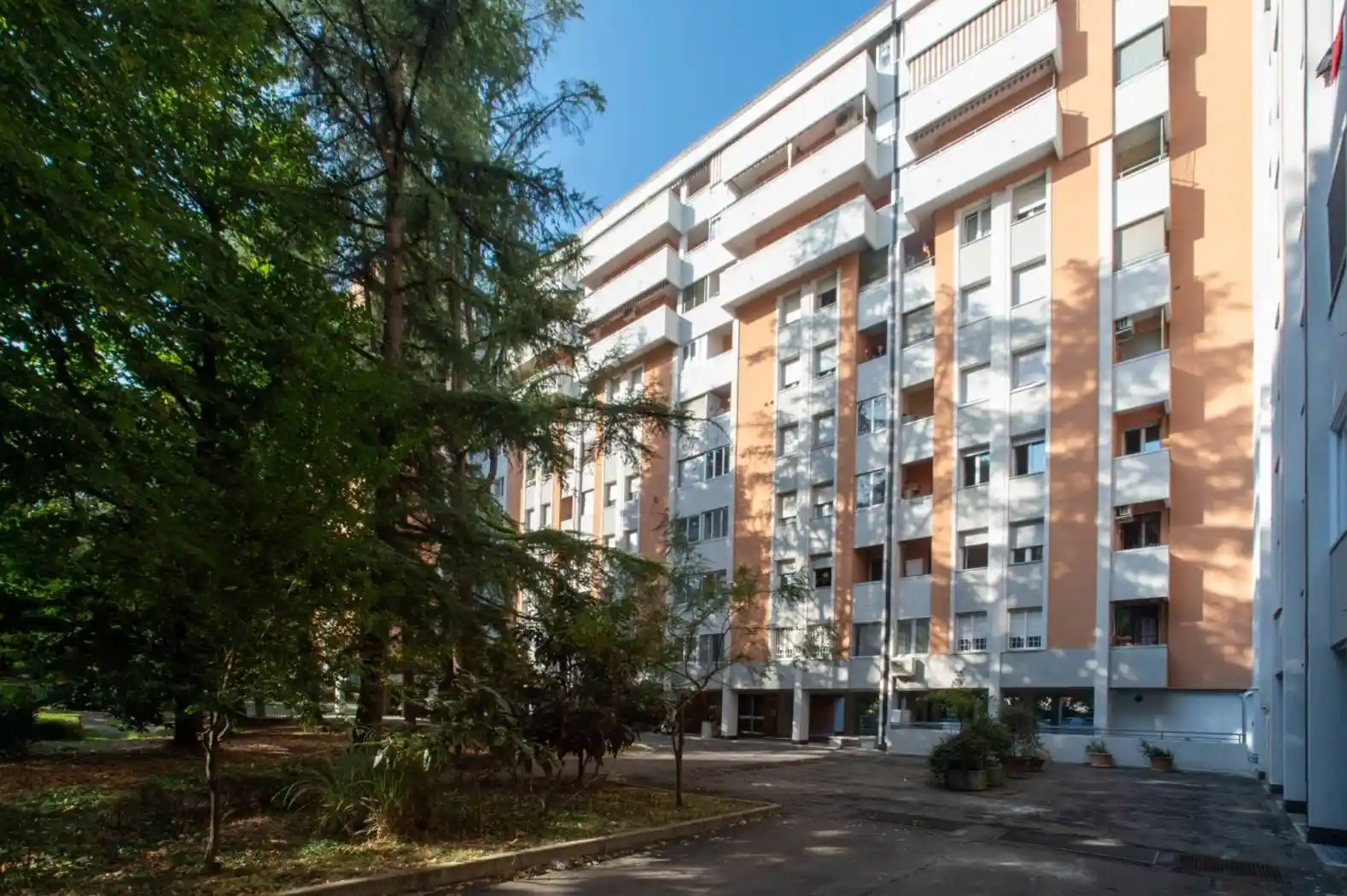 Appartamento in vendita a Bologna