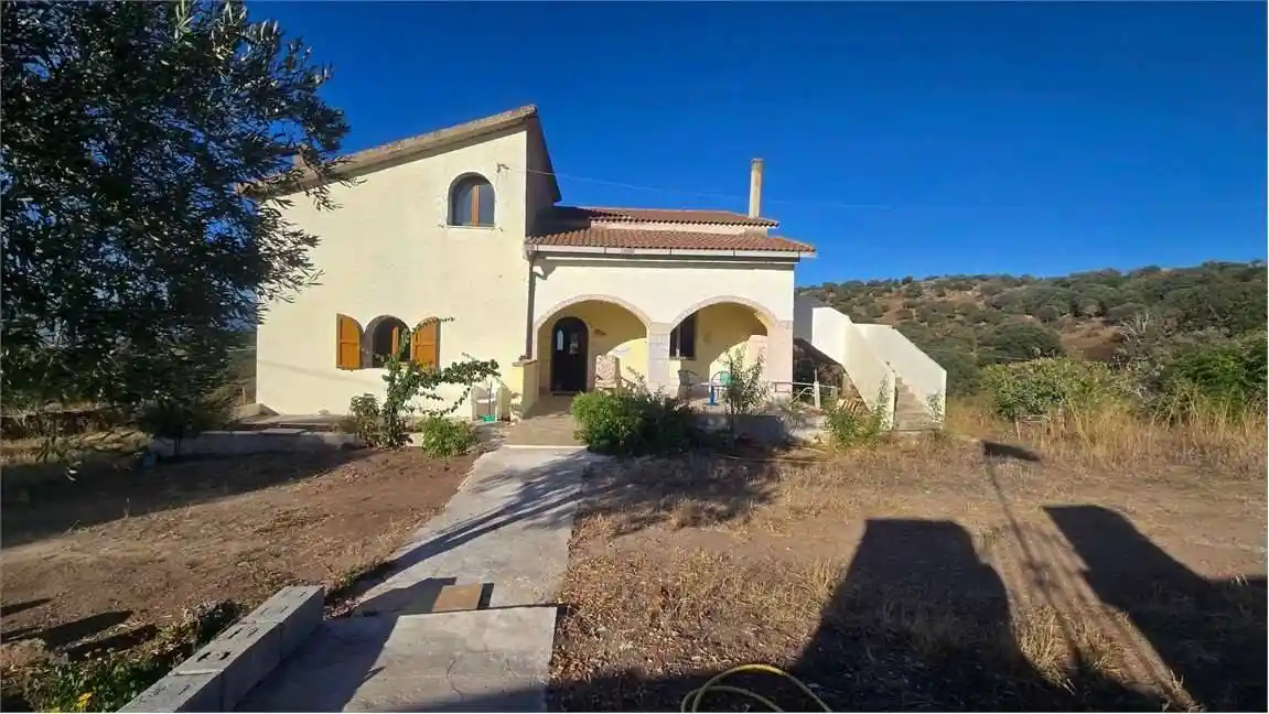 Villa in vendita a Erula