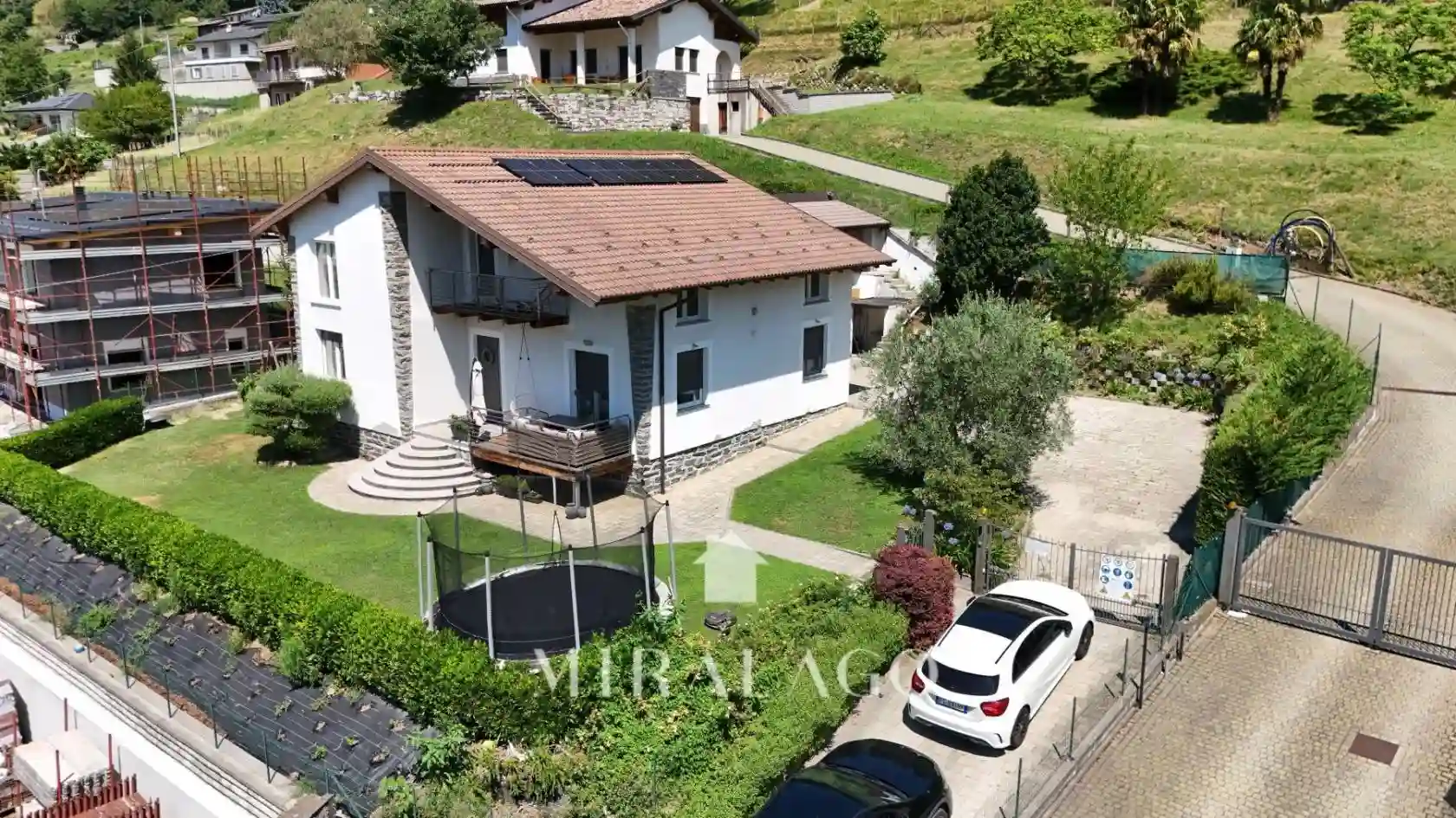 Villa - foto 2