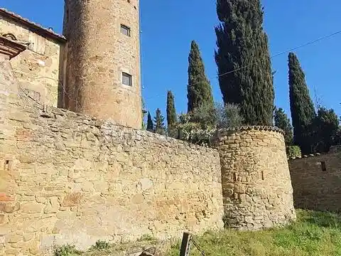 Palazzo - Edificio in vendita a Passignano sul Trasimeno