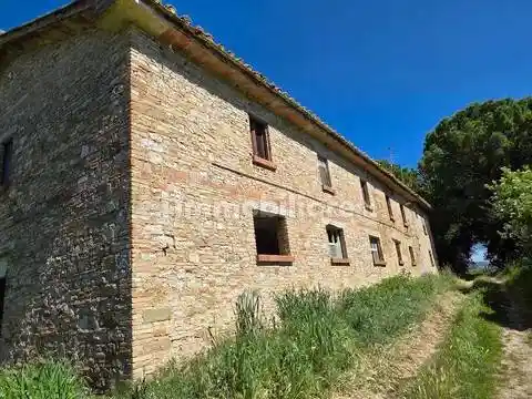 Rustico - Casale in vendita a Perugia